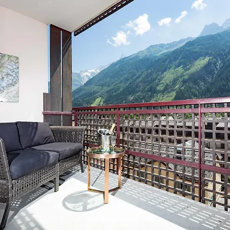 Concordia - Year * Chamonix